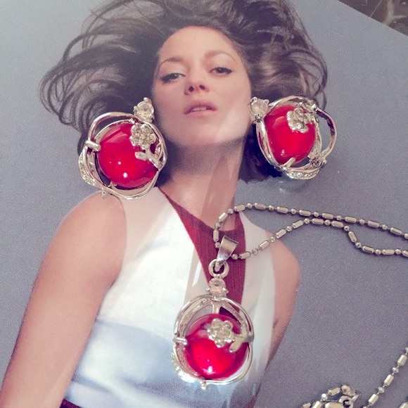 4 Pc set Red Stone Statement Jewelry Necklace with pendant,earrings & bracelet - Picture 2 of 5